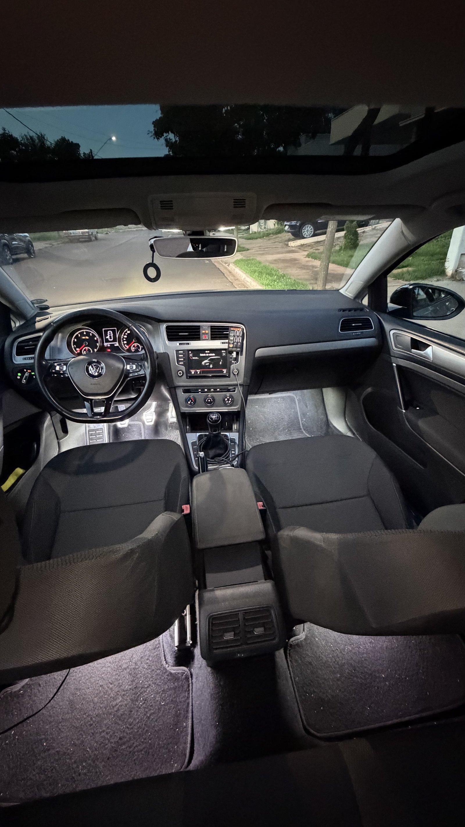 golf mk7 2017 1.0 turbo manual com teto solar ou 70k no pix 